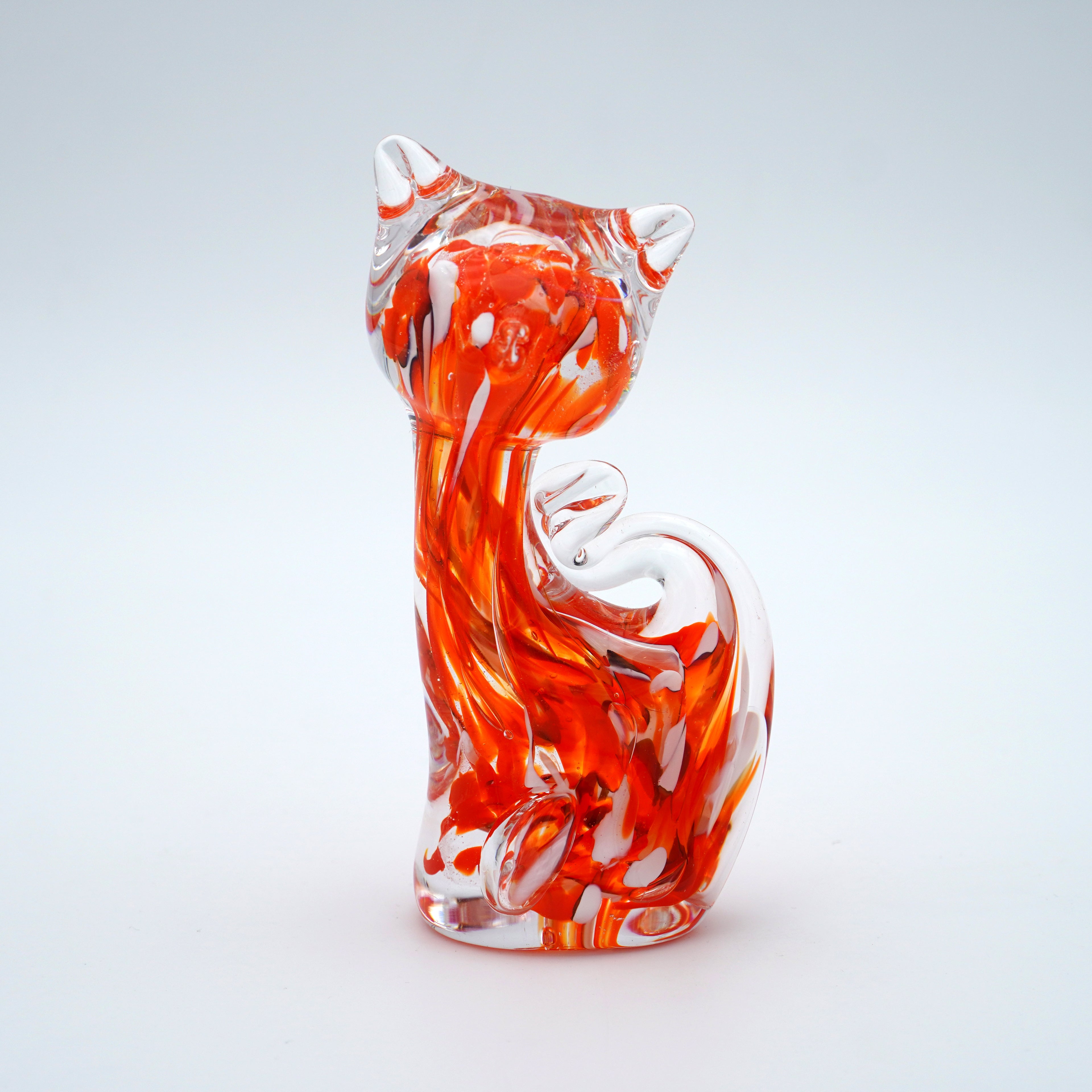 Chat en verre sculpté