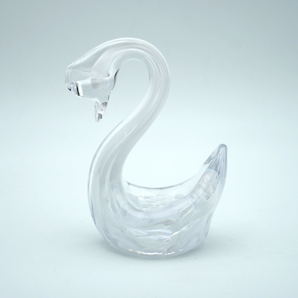 Cygne en verre sculpté