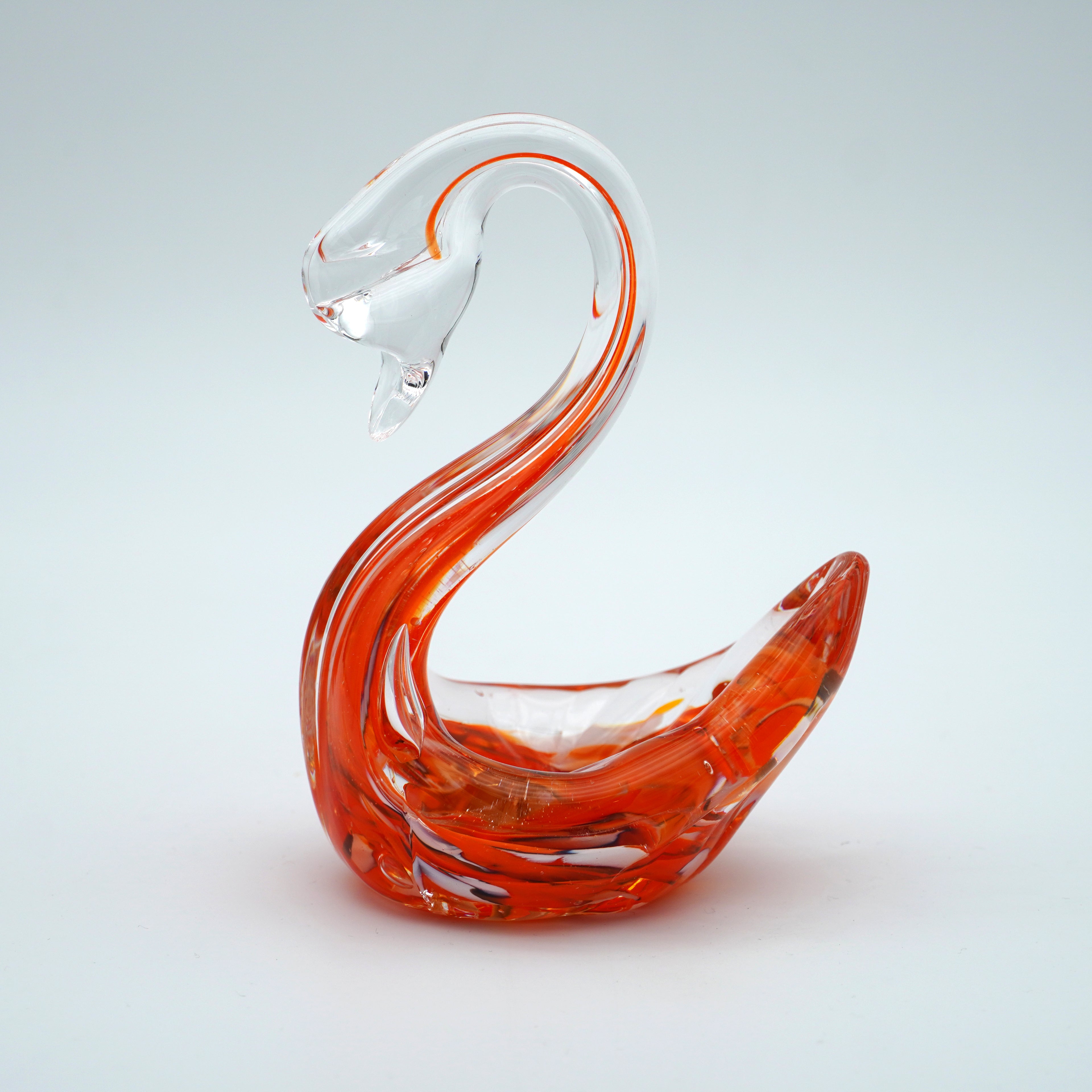 Cygne en verre sculpté