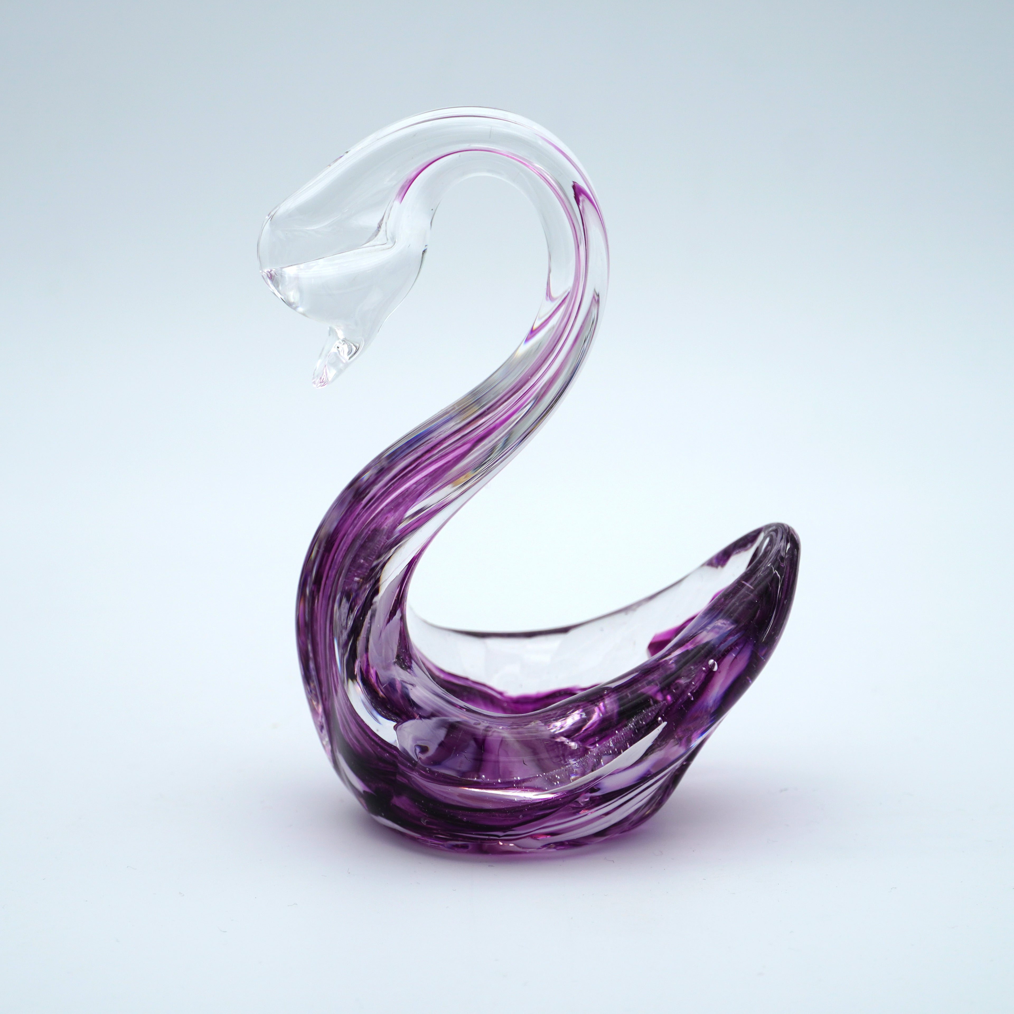 Cygne en verre sculpté