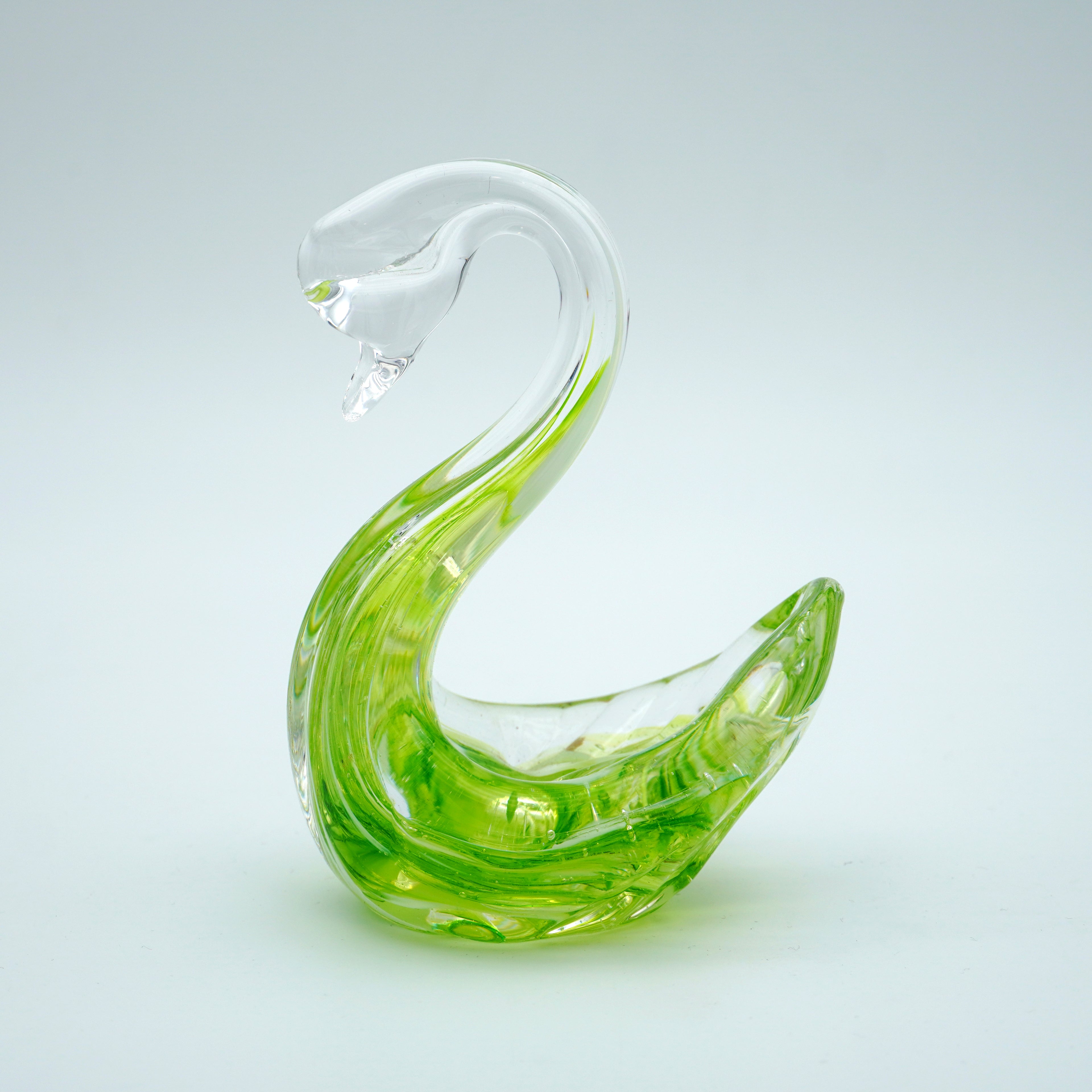 Cygne en verre sculpté