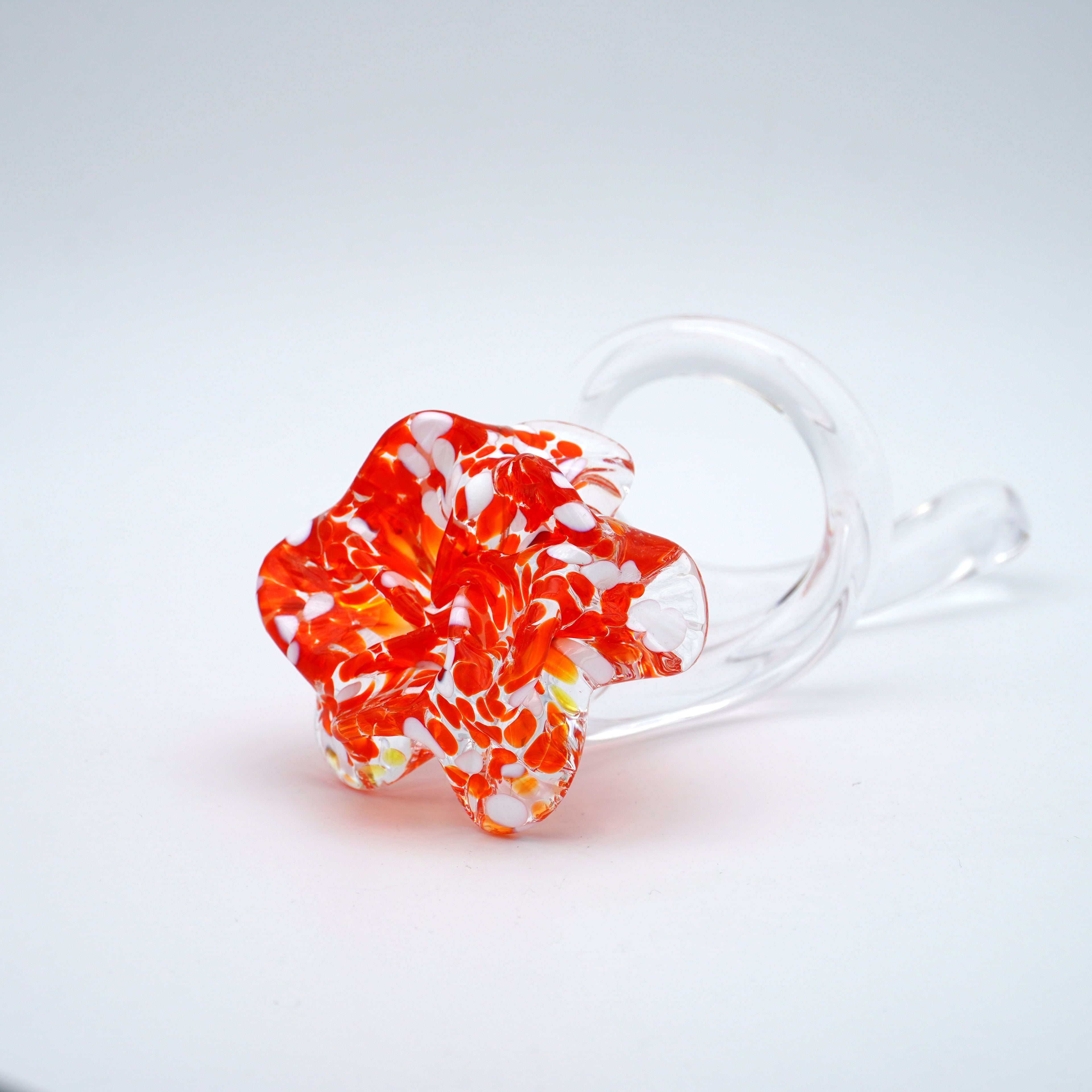 Rose en verre sculpté