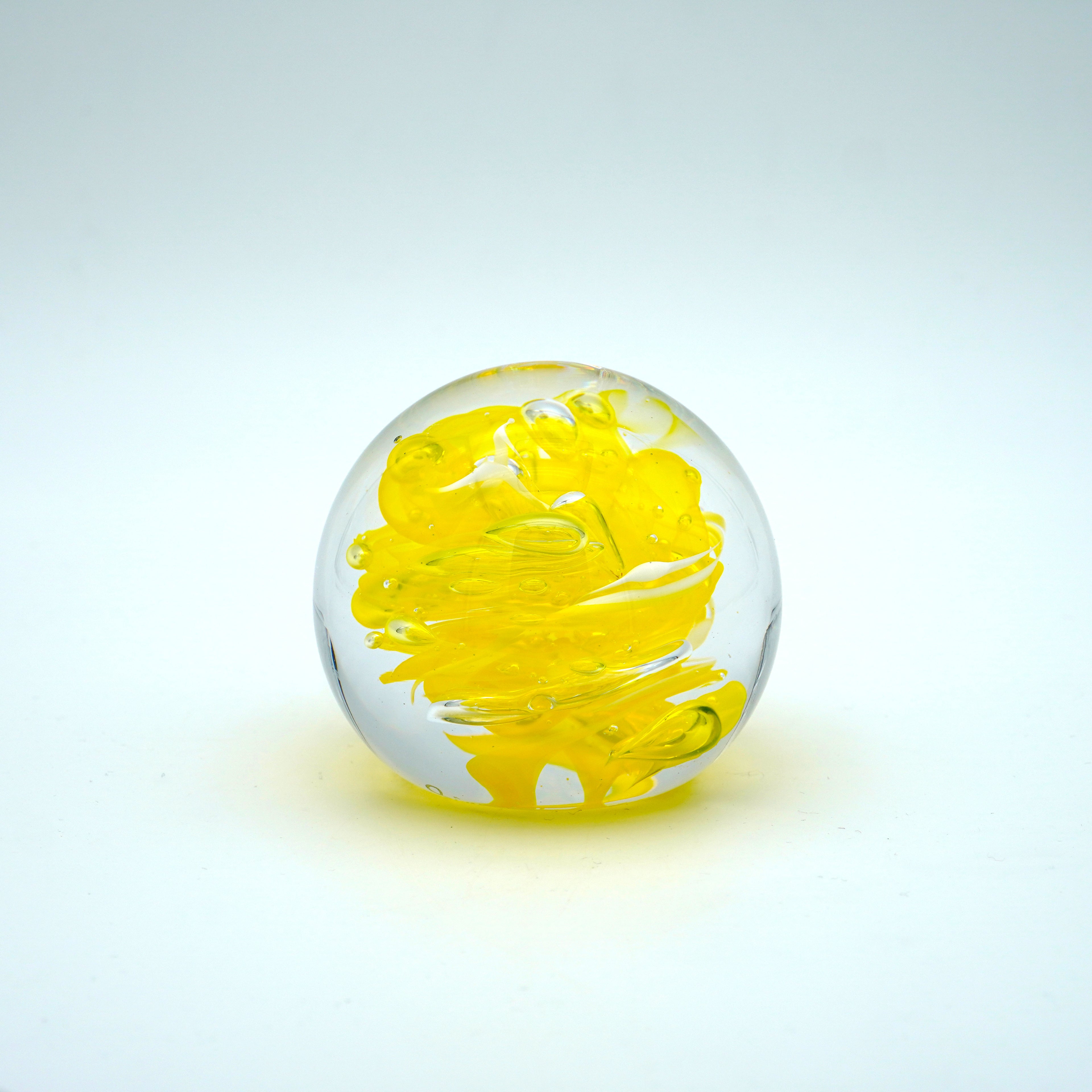 Presse papier en verre