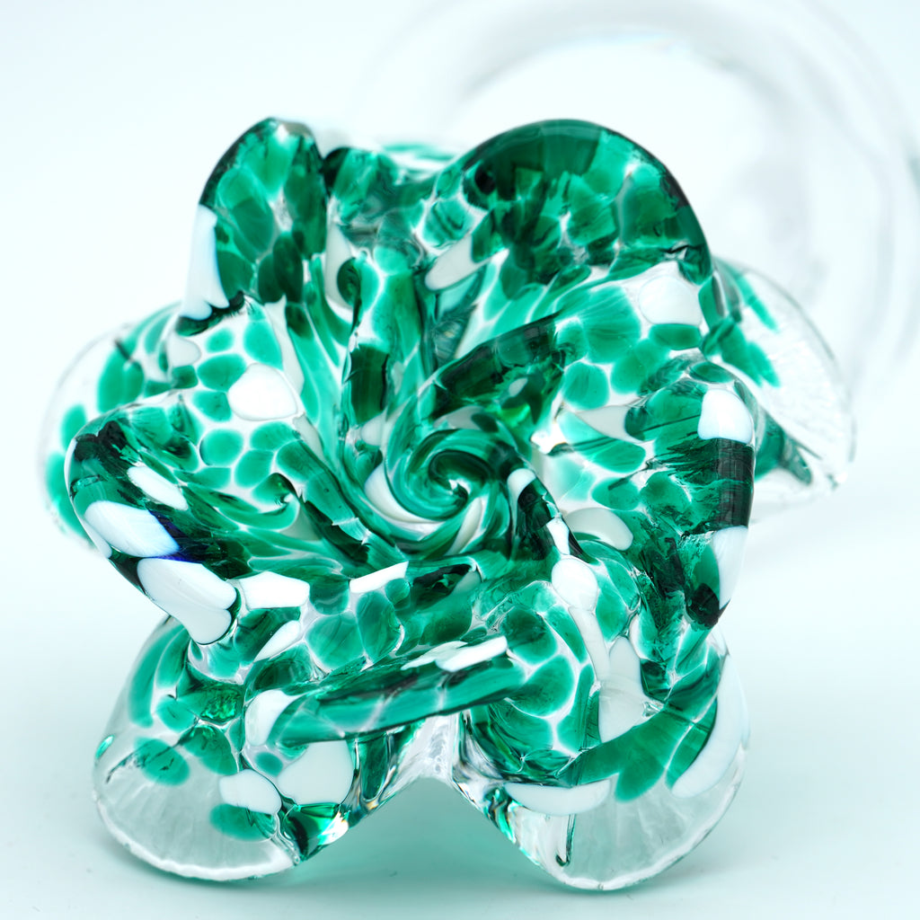 Rose en verre sculpté