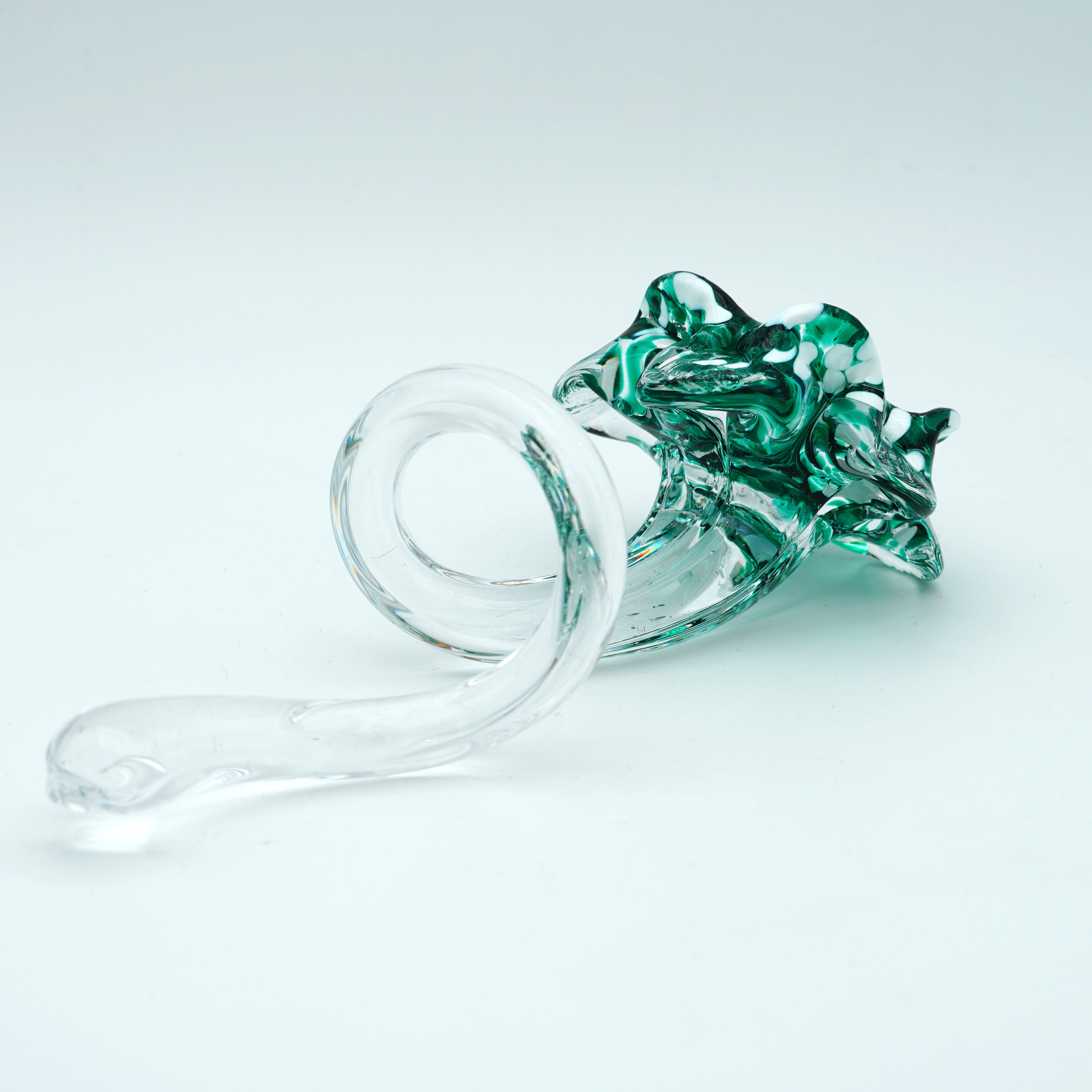 Rose en verre sculpté