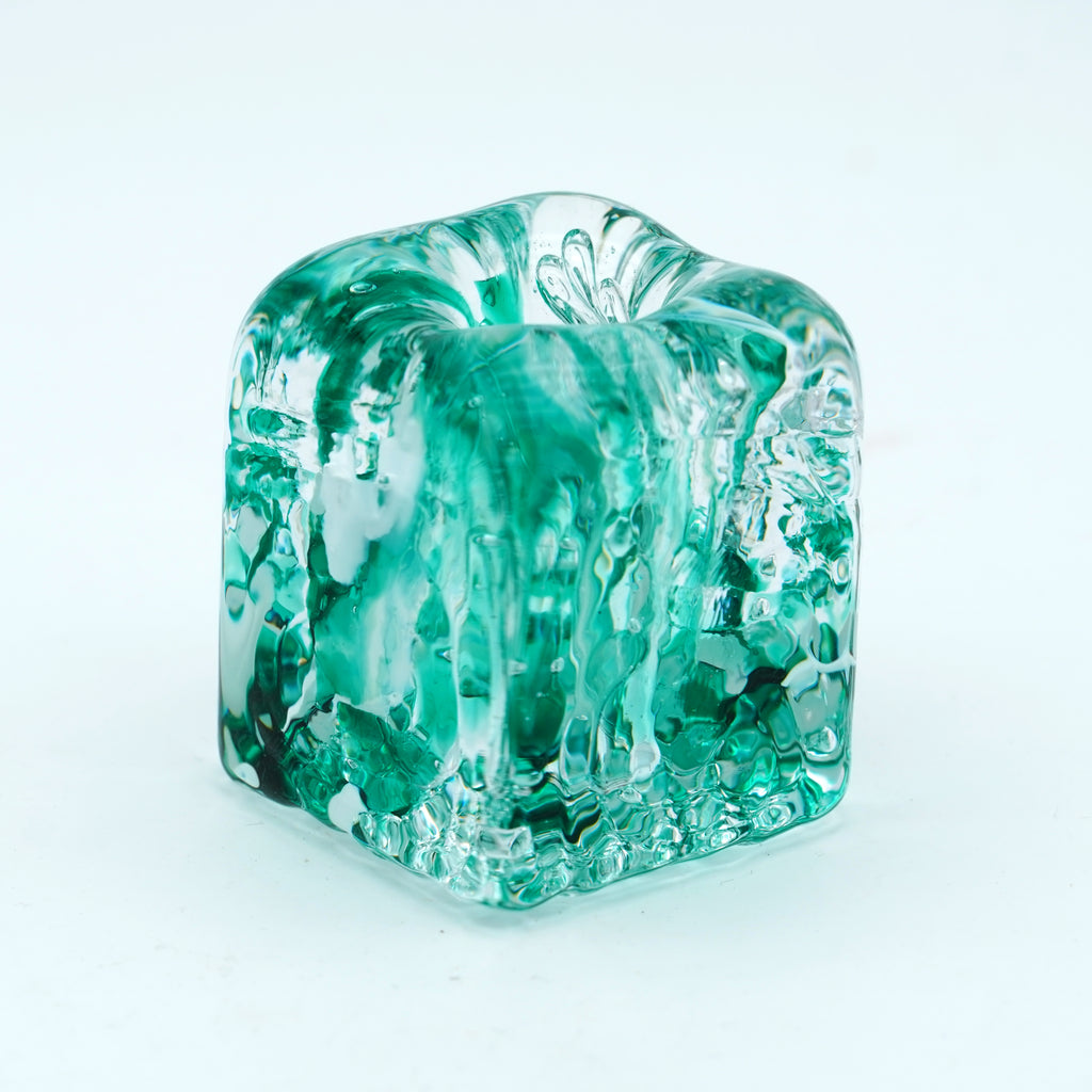 Porte stylo en verre sculpté