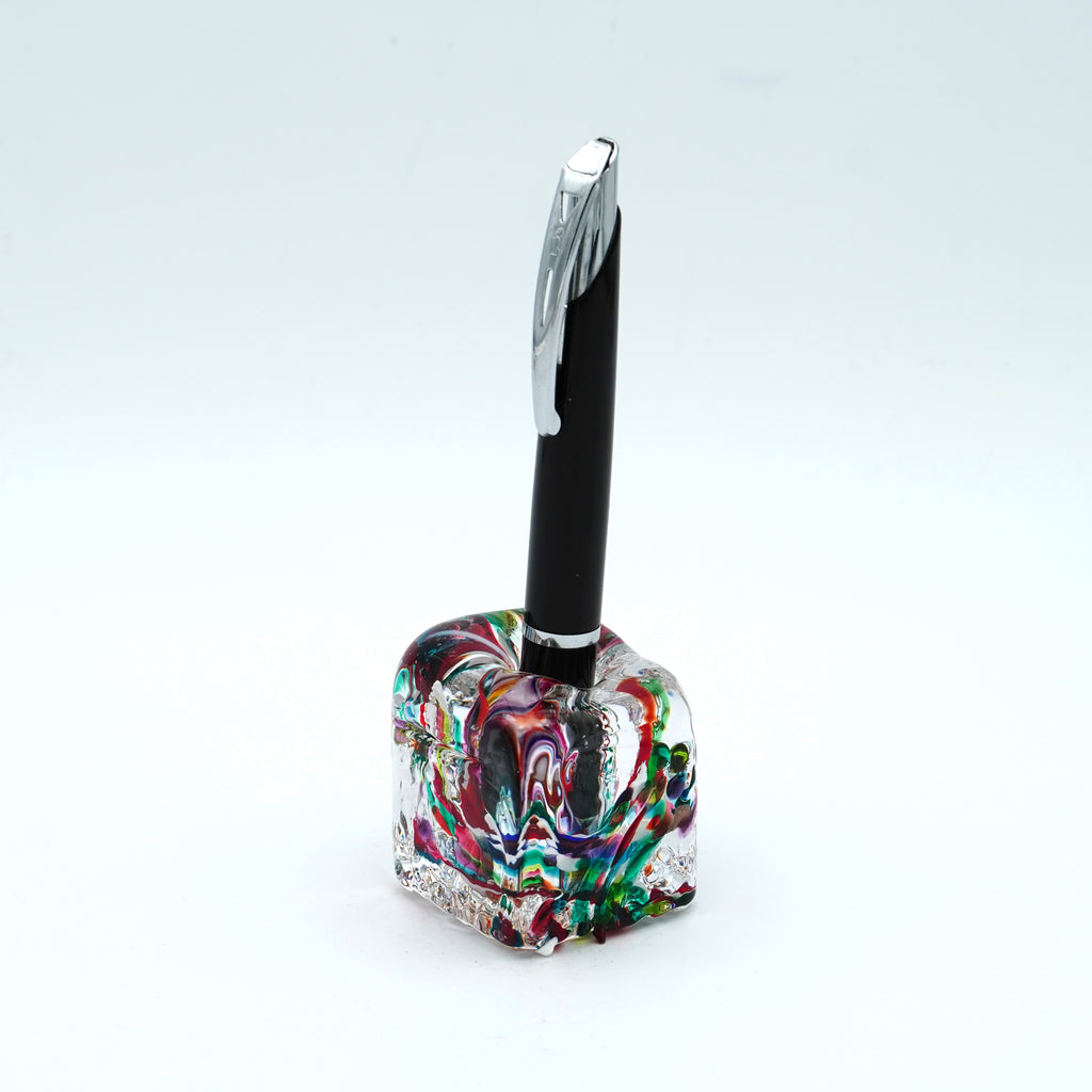 Porte stylo en verre sculpté