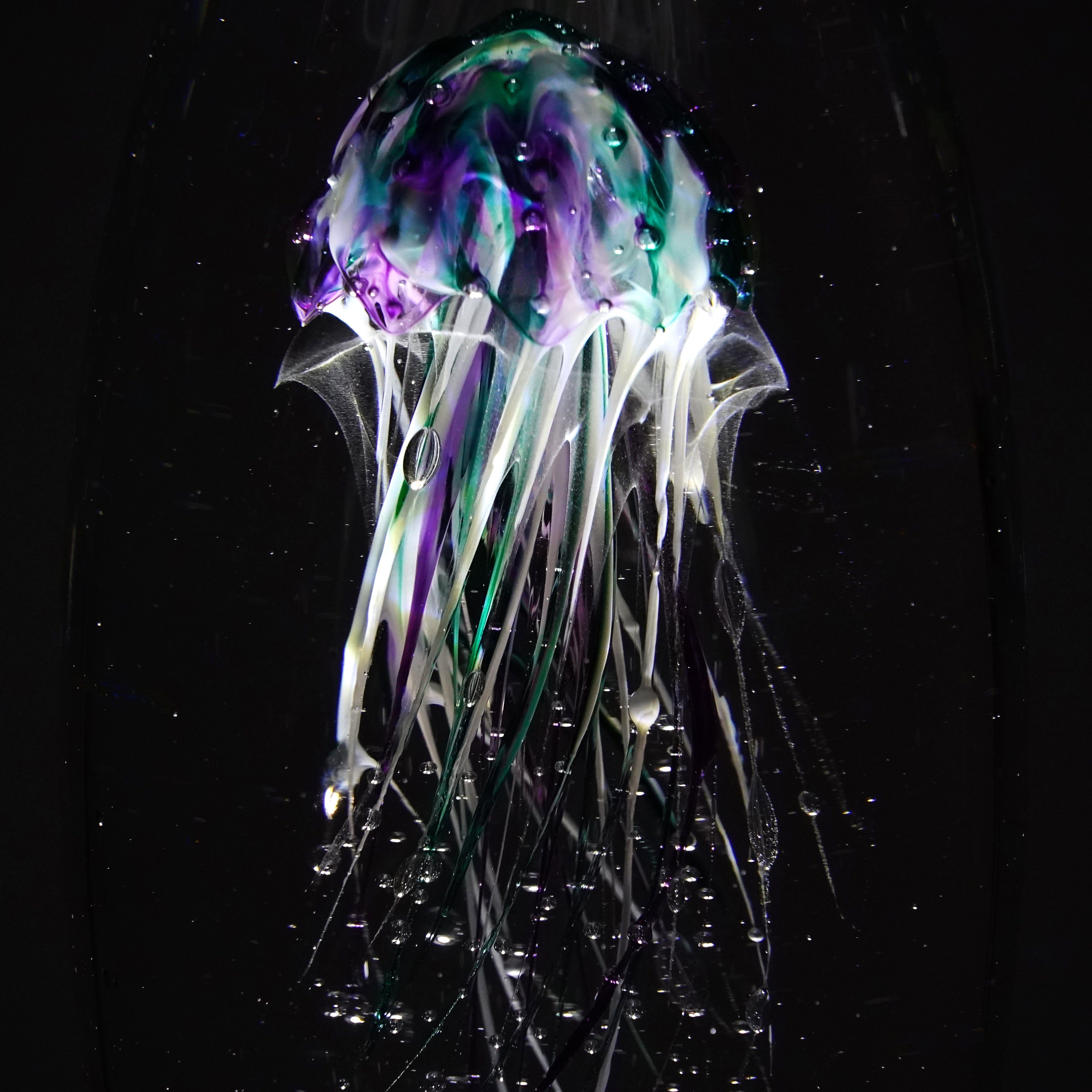 Méduse bleue et violette (pièce unique, un seul exemplaire)