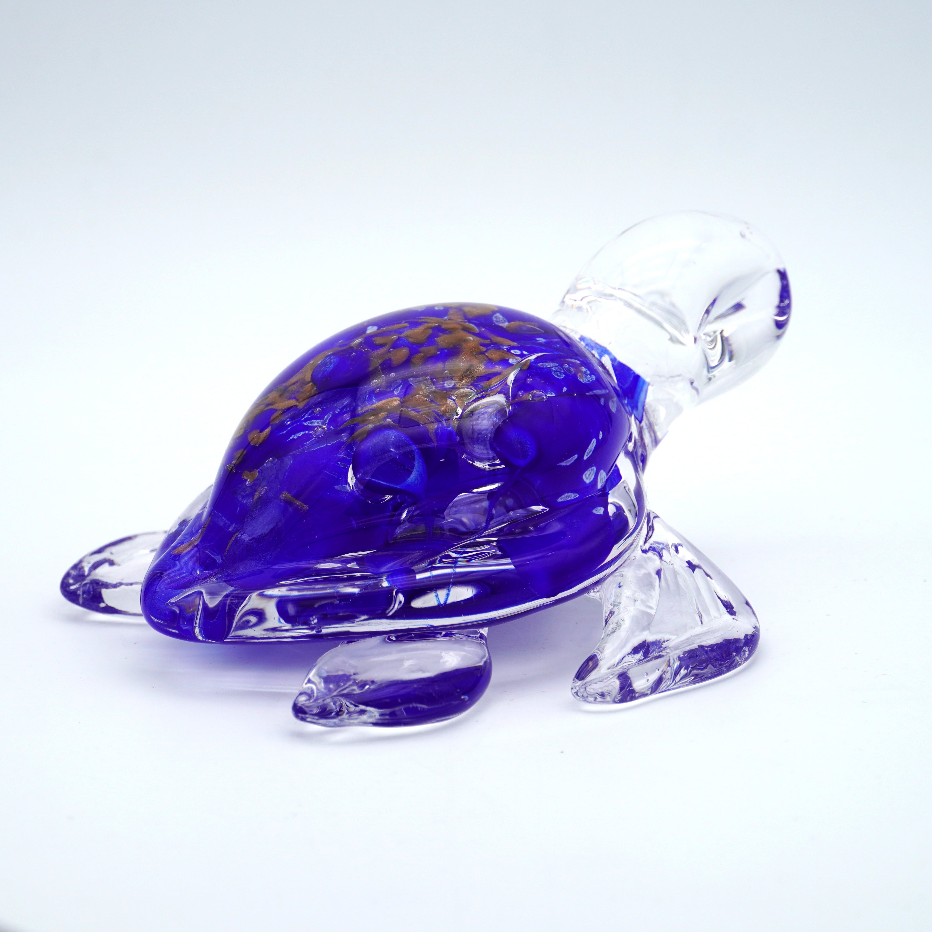 Tortue en verre sculpté