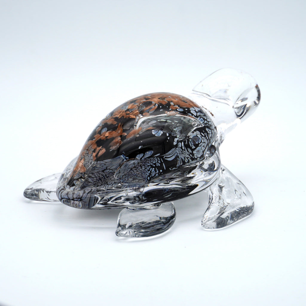 Tortue en verre sculpté